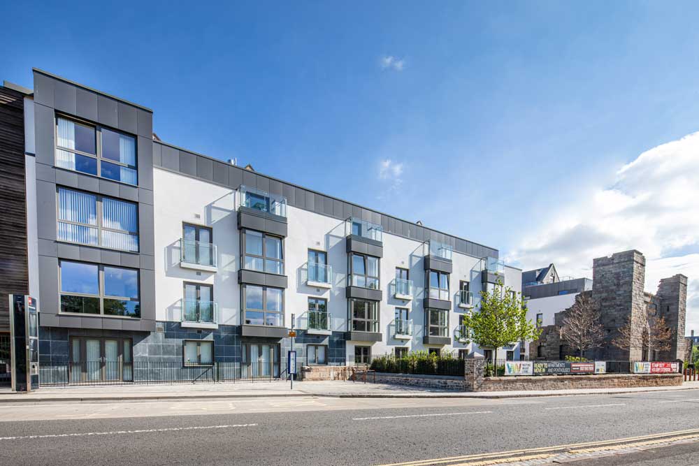 Senior’s Windows give Specifiers a Smarter Choice